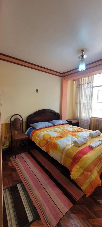 科帕卡巴纳Hostal Sol Y Luna住宿加早餐旅馆 外观 照片